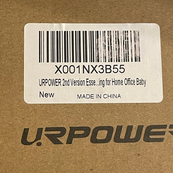 NWT Set - diffuser and essential oils - Picture 2 of 10